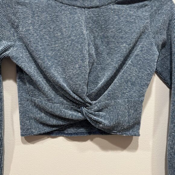 Peach Puff Top Blue Cropped Long Sleeve Ribbed Basic Stretch Tie Women sz Small - Picture 3 of 7